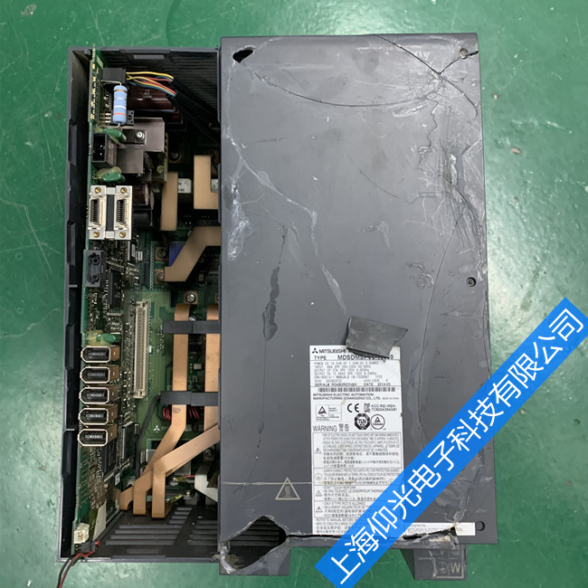 三菱M70主軸驅動器出現(xiàn)過電流報警的故障維修
